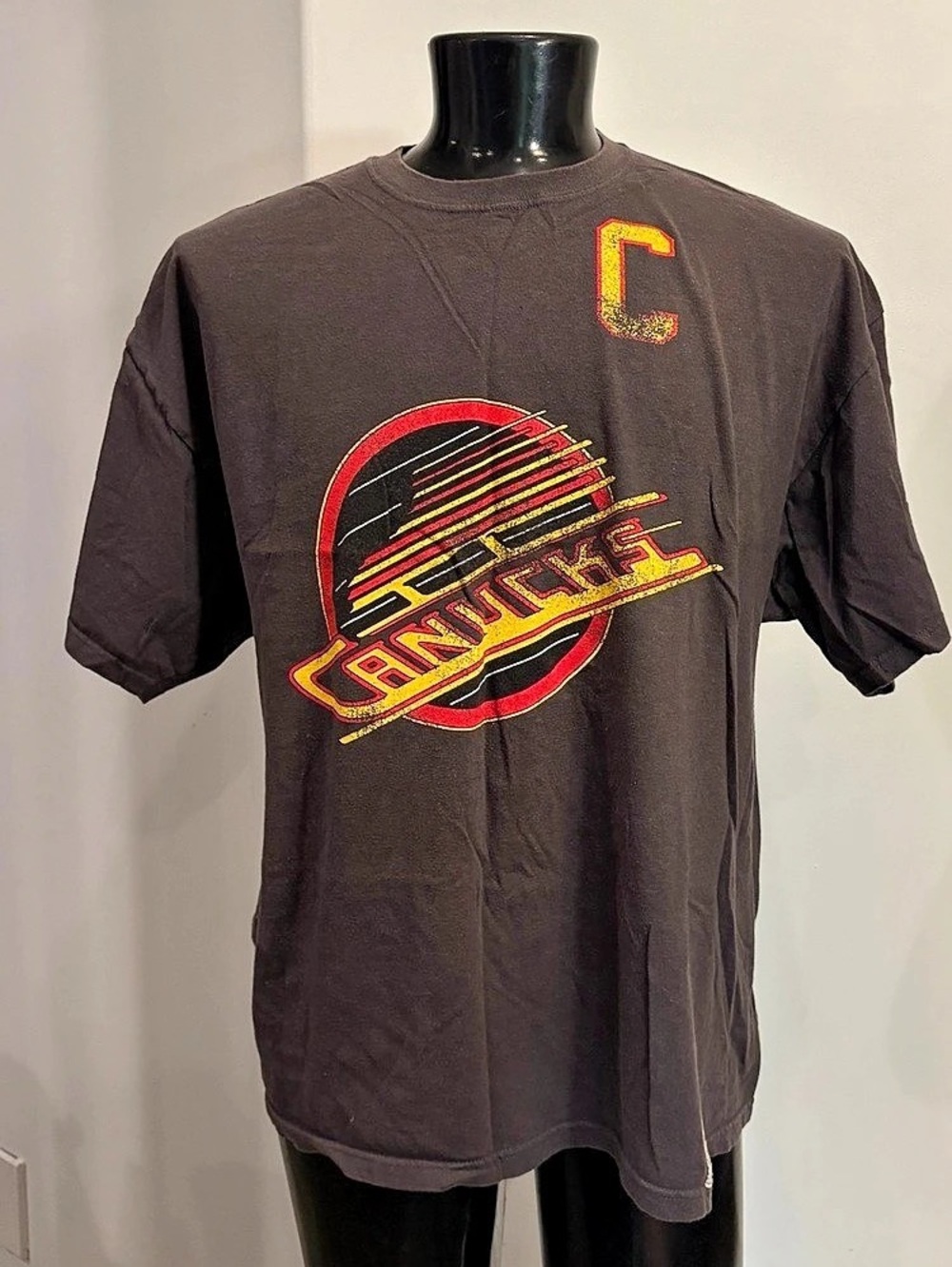 Vancouver Canucks Trevor Linden #16 Old Time Hockey Alumni Tee XXL